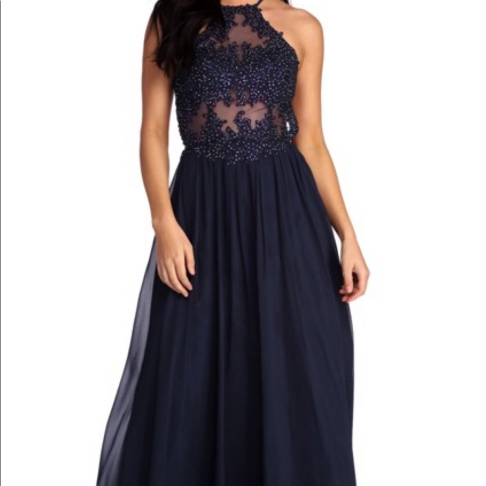 Selling a prom dress